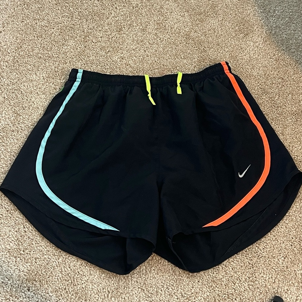 Nike running shorts size M